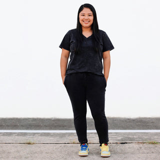 MAMA V-NECK- Midnight Snow Wash