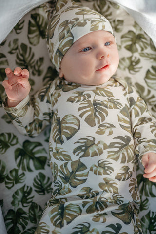 Island Leaf Cotton Stretch Newborn Gown & Hat Set