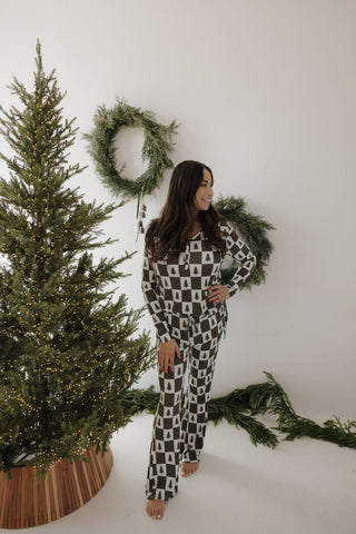 Women's Long Sleeve Bamboo Pajama | Christmas Tree Checkerboard