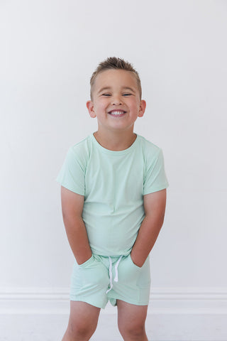 (SOLID, ribbed) Lion Around - Pocket Short Set