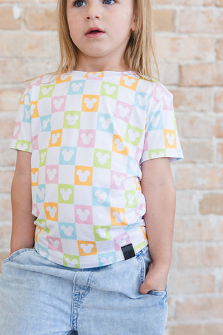 Clubhouse Cabana - Everyday Tee