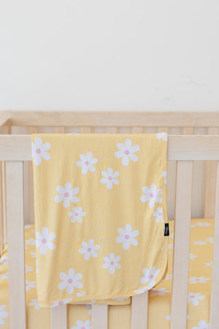 Sunny Dais - Lightweight Blanket