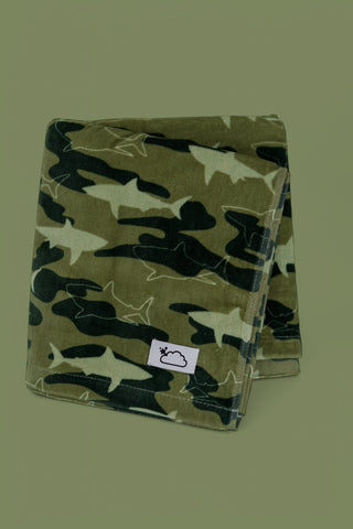 CAMO SHARK DREAM TOWEL