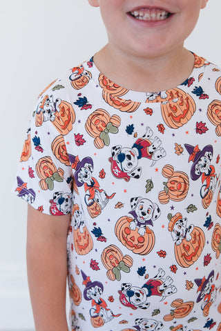 HOWL-O-WEEN - Everyday Tee