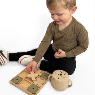 Silicone & Bamboo Tic Tac Toe