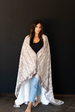 Adult Luxe | Peter Rabbit Blanket