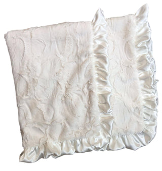 Classic Ivory | Luxe Cuddle Blanket