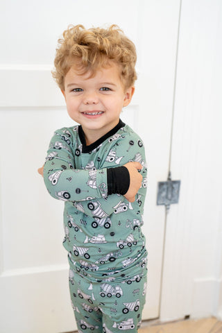 Construction Trucks | Two Piece Set