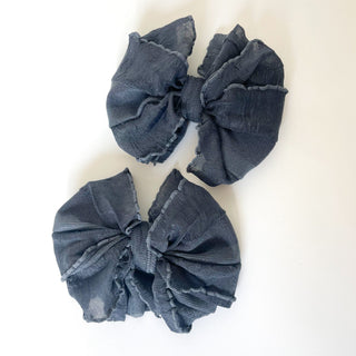 Ruffle Clip | Dark Grey