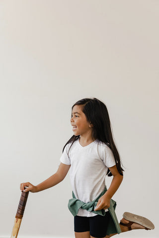 V-Neck Signature Tee | Gray
