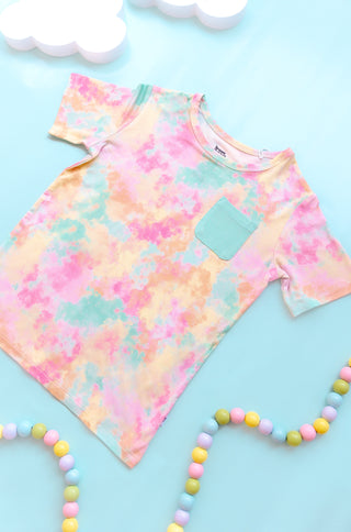RAINBOW CLOUDS DREAM POCKET TEE