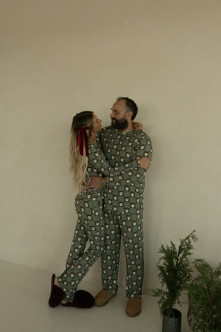 Men's Bamboo Pajamas | Santa Checkerboard