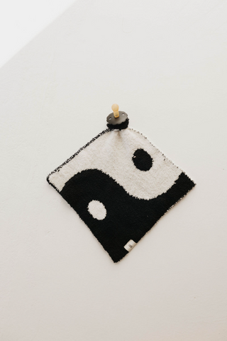 Lovey | Yin-Yang