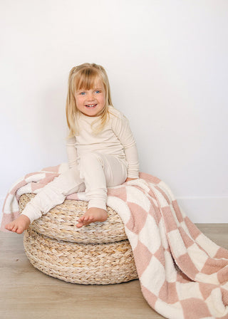 Pink Checkered Plush Blanket