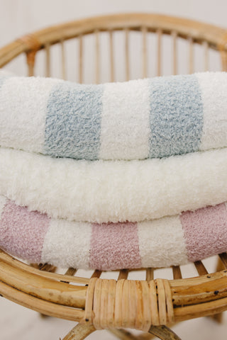 Cream Ribbed Plush Blanket