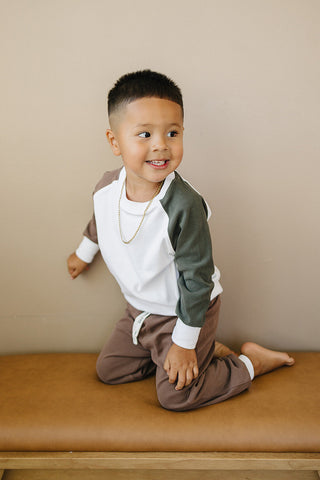 Ford Jogger Set