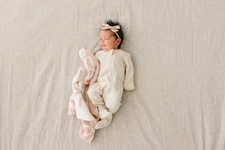 Pink Bow Plush Blanket