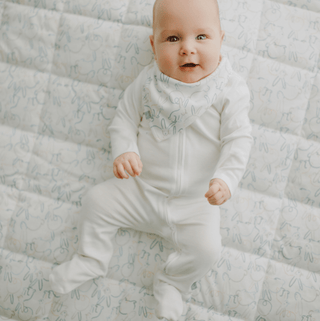 kerchief bib | bunnies