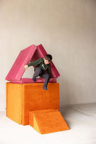 The Figgy play couch