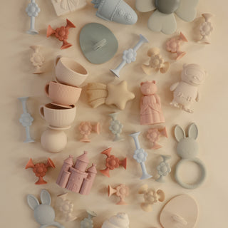 Daisy Silicone Suction Builders