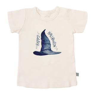 graphic tee | halloween hat