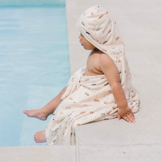 HOODED TOWELS
