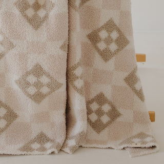 Plush Blanket | Cottage Quilt